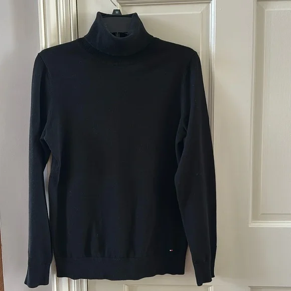 Tommy Hilfiger Black Turtleneck Sweater - Picture 1 of 4